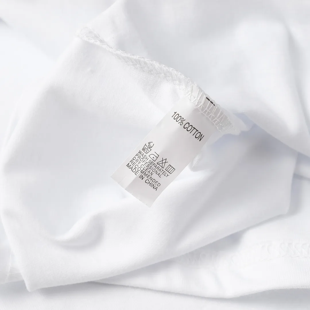 Saint Michael series trendy T craft letter drawing round neck short sleeves Style number: D3186P110 Color: white Code number: S M L XL
